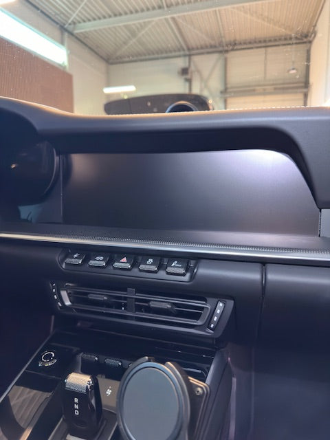 Porsche 911 992 display protector (2019 - present)